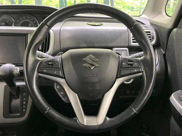 �y�����v�����X�e�A�����O�z�㎿�Ȋv���g�p���邱�ƂŁA��ɂ����������݂ƂĂ��^�]���₷���n���h���ł���