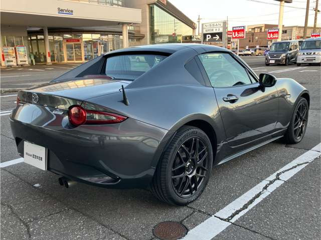 ロードスターRF2.0 VS