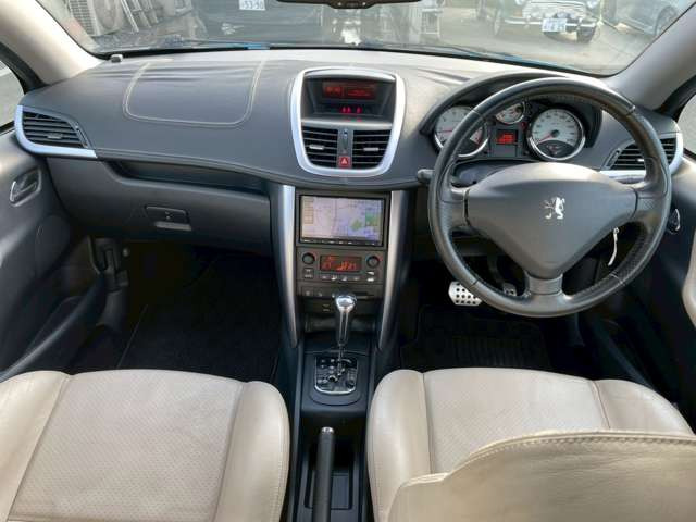 �C�ɂȂ邨�Ԃ�����܂�����E�̓d�b�ԍ����璼�ڂ��X�ɂ��₢���킹���������B�x�����@����ԗ����A��Ԃ܂łȂ�ł������������Ē����܂��B�X�^�b�t�ꓯ���A�����҂����Ă���܂��B