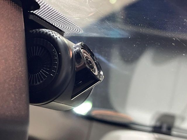 �y�h���C�u���R�[�_�[�z���S�E���S�ȃJ�[���C�t�ɕK�{�̃h���C�u���R�[�_�[�𑕔�!���s���͂������A������^�]�⎖�̂ɑ��������ۂ̏󋵂��f���ŋL�^���A����̃��X�N�ɔ����܂��B