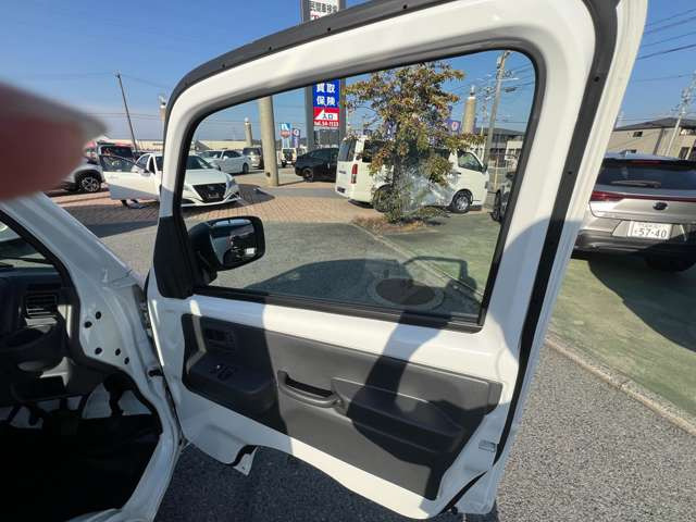 ���͂₢�E�����E���S�̎Ԍ��̑S���`�F�[���y�A�b�v���Ԍ��z�����X�ł����^�A�ǎw�薯�ԎԌ��H��𕹐݂��Ă��܂���