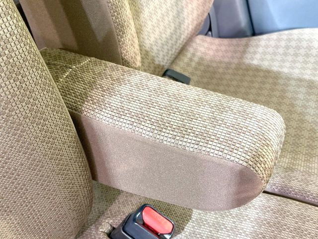 �y�A�[�����X�g�z�^�]���̐g�̂̕��S���y�����Ă����A�[�����X�g�𑕔���