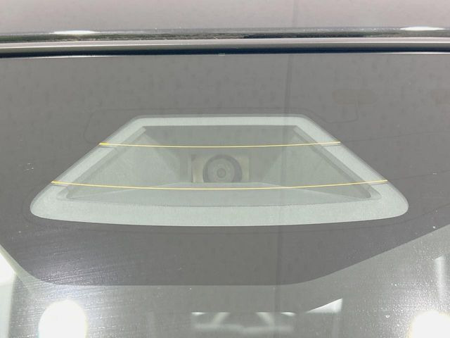 �y�X�Y�L �Z�[�t�e�B�T�|�[�g�z���s���ɑO���̎ԗ�����F�����A�Փ˂������Ȏ��͌x��ƃu���[�L�ŏՓˉ���Ɣ�Q�y�����A�V�X�g�B�����S�Ƀh���C�u�����y���݂��������܂��B