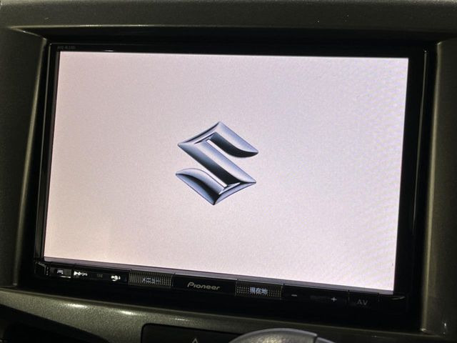 �y�����i�r�z�l�C�̏����i�r�𑕔��B�I�[�f�B�I�@�\���[�����Ă���ABluetooth�ڑ�����΂������̃X�}�z��MP3�v���C���[�̉��y���Đ��\!�����̉^�]������Ɋy�����Ȃ�܂�!!