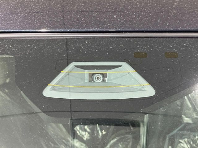 �y�X�Y�L �Z�[�t�e�B�T�|�[�g�z���s���ɑO���̎ԗ�����F�����A�Փ˂������Ȏ��͌x��ƃu���[�L�ŏՓˉ���Ɣ�Q�y�����A�V�X�g�B�����S�Ƀh���C�u�����y���݂��������܂��B