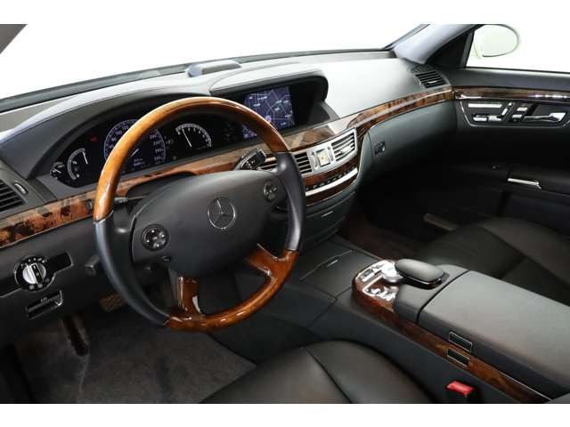 AMG�X�|�[�c�p�b�P�[�W�̍��n���h���Ԃ͌��ݎs��œ��݂̂̂ł������܂�!