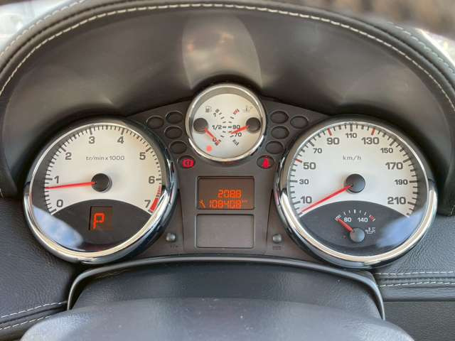 �C�ɂȂ邨�Ԃ�����܂�����E�̓d�b�ԍ����璼�ڂ��X�ɂ��₢���킹���������B�x�����@����ԗ����A��Ԃ܂łȂ�ł������������Ē����܂��B�X�^�b�t�ꓯ���A�����҂����Ă���܂��B