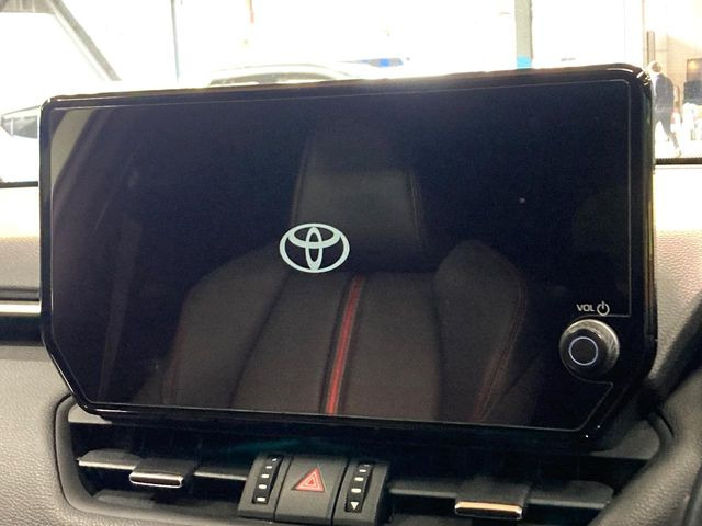 �y10.5�C���` �f�B�X�v���C�I�[�f�B�I�z���ʂ̃f�B�X�v���C��AppleCarPlay��AndroidAuto�����p�\�B�傫�ȉ�ʂŃX�}�z�i�r�A�v���������p���������܂���