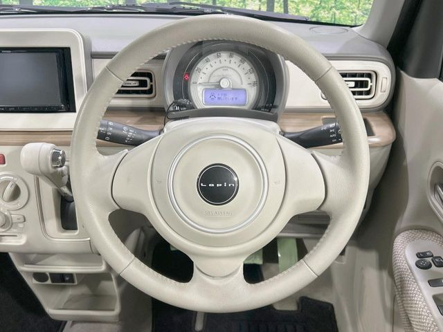 �y�����v�����X�e�A�����O�z�㎿�Ȋv���g�p���邱�ƂŁA��ɂ����������݂ƂĂ��^�]���₷���n���h���ł���