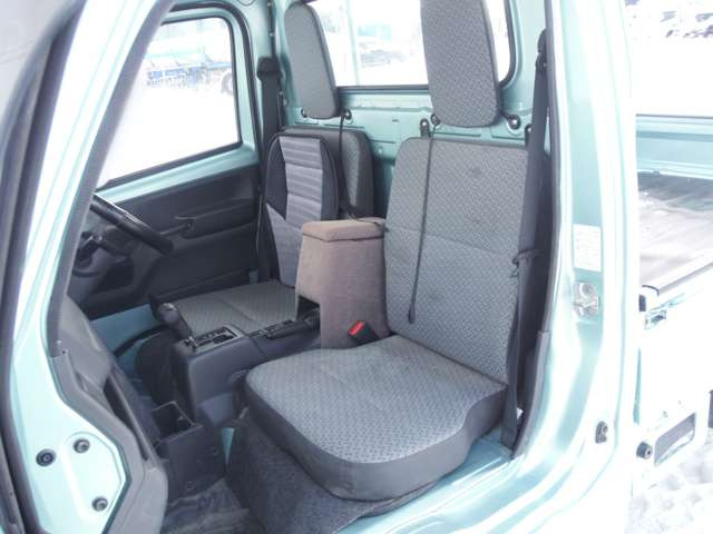 1�����P�ʂ̃J�[���[�X���\�ɂȂ��Ă���܂��̂Ő��񂲑��k���������B