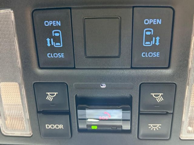 ヴォクシー1.8 ハイブリッド S-Z