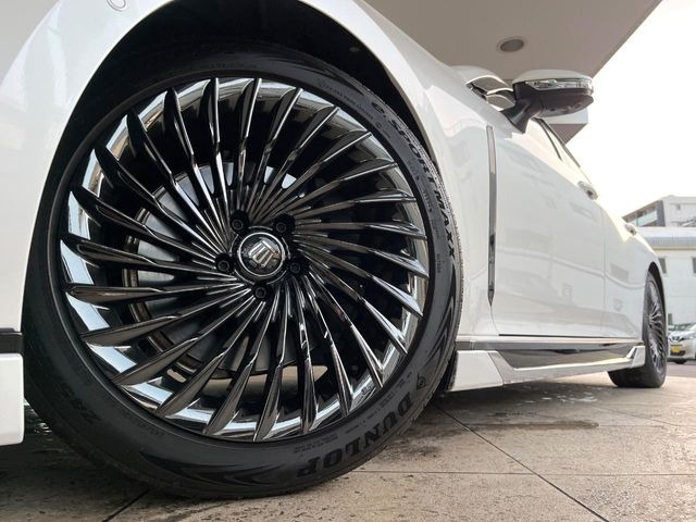 �y�����I�v�V����20�C���`�A���~�z�C�[���z�����I�v�V�����z�C�[���𑕒��B���s���\�̌���ɉ����A�O�ς����X�^�C���b�V���ɂȂ��Ă��܂��B