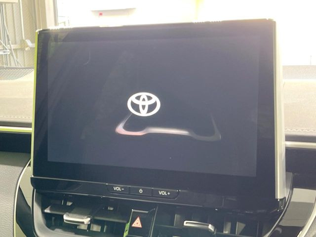 �y10.5�C���` �f�B�X�v���C�I�[�f�B�I�z���ʂ̃f�B�X�v���C��AppleCarPlay��AndroidAuto�����p�\�B�傫�ȉ�ʂŃX�}�z�i�r�A�v���������p���������܂���