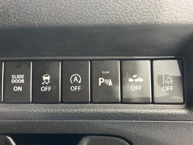 �y�v���N���b�V���Z�[�t�e�B�z�O���̎ԗ��������m���A�Փ˂������Ȏ��͌x��Œ��ӂ𑣂��A�u���[�L�𓥂ޗ͂��T�|�[�g�B�u���[�L�𓥂߂Ȃ������ꍇ�͏Փ˔�Q�y���u���[�L���쓮�A�Փˉ�����T�|�[�g���܂��B