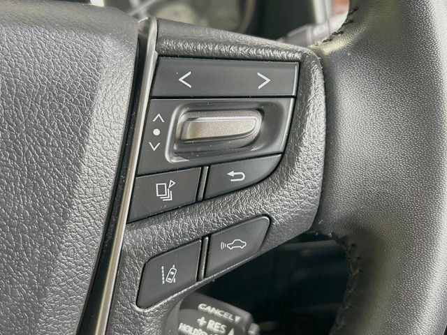 �y���[���g���[�V���O�A�V�X�g�z�������H���s���A�Ԑ�����͂ݏo�������ɂȂ�ƃ��[���̒����𑖂�悤�ɃX�e�A�����O������A�V�X�g�B�����S�ȉ^�]���T�|�[�g���Ă���܂�!