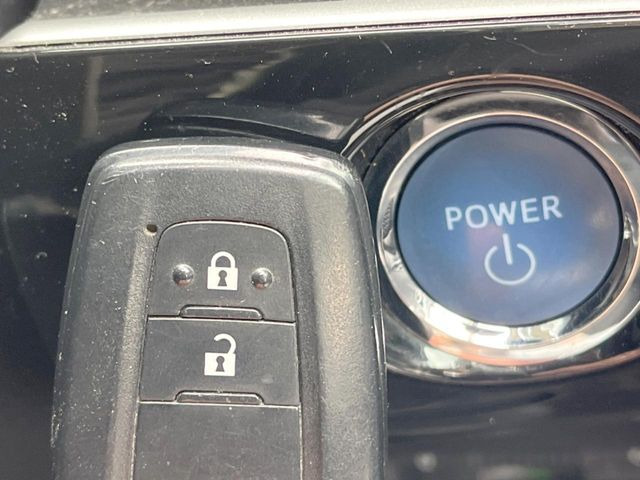 �y�X�}�[�g�L�[�z�J�o����|�P�b�g�ɓ��ꂽ�܂܂ł��h�A�̎{���E�������\�ȃX�}�[�g�L�[�𑕔��B�G���W���̃I���E�I�t�����J�M�����o���K�v����������Ƃ��Ă��֗��ł���