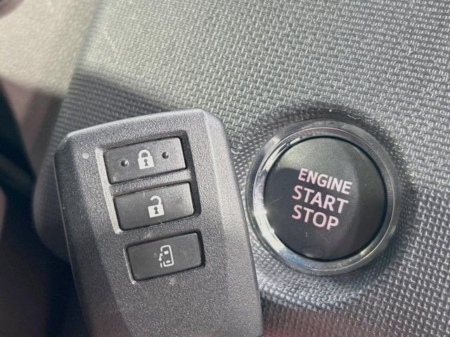 �y�X�}�[�g�L�[�z�J�o����|�P�b�g�ɓ��ꂽ�܂܂ł��h�A�̎{���E�������\�ȃX�}�[�g�L�[�𑕔��B�G���W���̃I���E�I�t�����J�M�����o���K�v����������Ƃ��Ă��֗��ł���