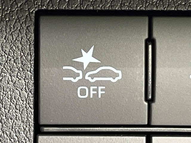 �y�X�}�[�g�A�V�X�g�z���s���ɑO���̎ԗ�����F�����A�Փ˂������Ȏ��͌x��ƃu���[�L�ŏՓˉ���Ɣ�Q�y�����A�V�X�g�B�����S�Ƀh���C�u�����y���݂��������܂��B