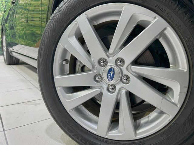 �y����16�C���`�A���~�z�C�[���z�O�ςɃ}�b�`���������A���~�z�C�[���𑕒����Ă���܂��B�e��ЊO�A���~�z�C�[����A�X�^�b�h���X�^�C�����戵�����Ă���܂��B���񂲑��k����������