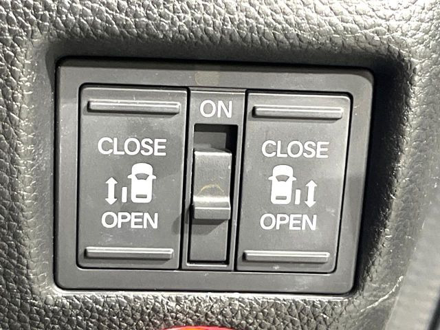 �y�����p���[�X���C�h�h�A�z�X�}�[�g�L�[��^�]�Ȃ̃X�C�b�`�Ō�ȗ����X���C�h�h�A�̊J���\���d��������͂����ăh�A���J����K�v�������A�����Ȃ��q�l�ł��ȒP�ɊJ���߂ł����K�ł���