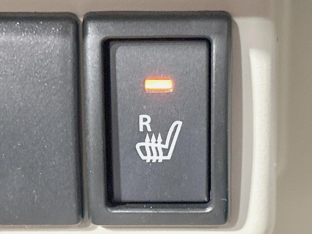 �y�V�[�g�q�[�^�[�z�������ɏd�󂷂�V�[�g�q�[�^�[!�G�A�R����葁�����܂��Ă����̂Ŋ�����̐l�����S�ł��ˁ�G�A�R���̉����͊������邩����A�Ƃ������ɂ����������߂ł��B