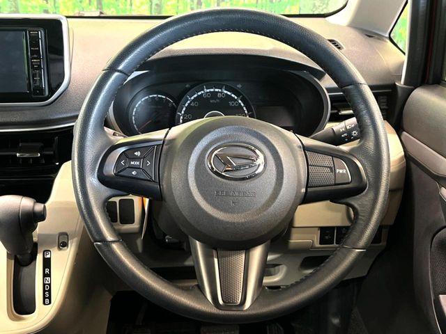 �y�����v�����X�e�A�����O�z�㎿�Ȋv���g�p���邱�ƂŁA��ɂ����������݂ƂĂ��^�]���₷���n���h���ł���