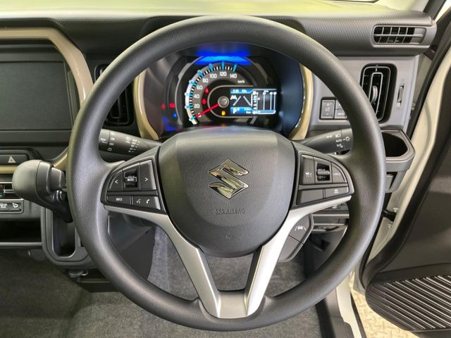 �y�X�Y�L �Z�[�t�e�B�T�|�[�g�z���s���ɑO���̎ԗ�����F�����A�Փ˂������Ȏ��͌x��ƃu���[�L�ŏՓˉ���Ɣ�Q�y�����A�V�X�g�B�����S�Ƀh���C�u�����y���݂��������܂��B