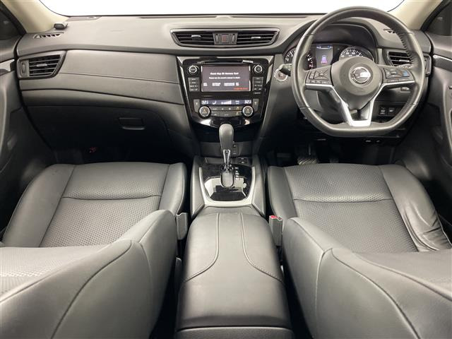 エクストレイル2.0 20Xi 4WD