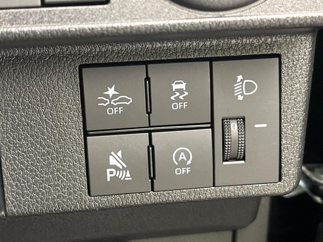 �y�A�C�h�����O�X�g�b�v�z�ԐM����a�؂Œ�Ԃ����ۂɃG���W�����~���A���ʂȔR���̏����}���܂��B�R��������ی�ɂȂ���@�\��G���W���̓u���[�L�𗣂��΍Ďn�����܂��B