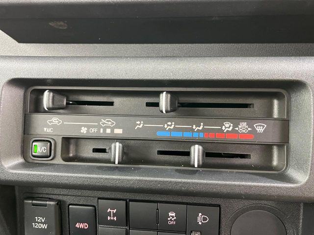 �����~�������Ă��S�Ȃɉ��K�ȋ󒲂�͂��Ă����A�_�C�������G�A�R���𑕔���