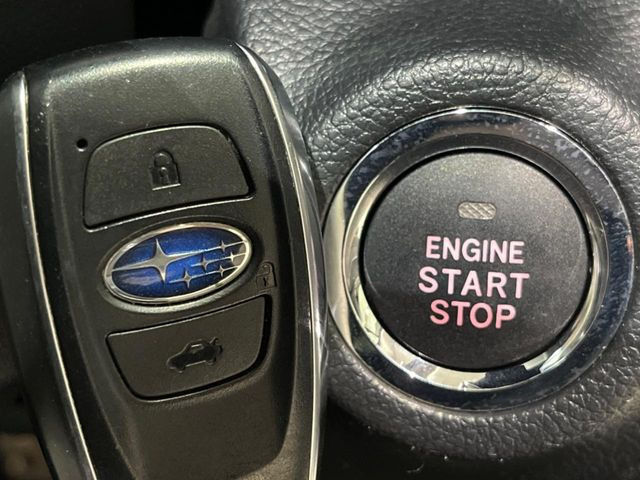 �y�A�N�Z�X�L�[&�v�b�V���X�^�[�g�z�J�o����|�P�b�g�ɓ��ꂽ�܂܂ł��h�A�̎{���E�������\�ȃX�}�[�g�L�[�𑕔��B�G���W���̃I���E�I�t�����J�M�����o���K�v�������A�{�^�����v�b�V�����邾����OK��