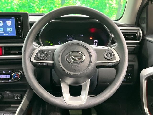 �y�X�e�A�����O�X�C�b�`�z�^�]���A�O������ڐ������炷���ƂȂ��A�I�[�f�B�I���̑��삪�\�ȕ֗��@�\!���S&���K�ȃh���C�u�����o���Ă���܂���