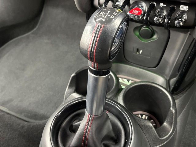 ��MT���[�h�t��AT:�ʏ�͎����ł����Ȃ���ϑ�(�M�A�`�F���W)���h���C�o�[�̑���ɂ���ĈӐ}�I�ɕς�����V�X�e���ł��B����w���i�̃h���C�u�����y���݂��������܂�!