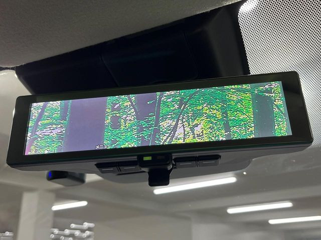 �y�C���e���W�F���g���[���~���[�z��Ȃ̑傫�ȉו��⓯��҂Ō�����m�F���Â炢���ł����S!�J�������B�e�����ԗ�����̉f�������[���~���[���ɕ\���B�N���A�Ȏ��E�ŏ󋵂̊m�F���\�łƂȂ��������̂ЂƂł�!