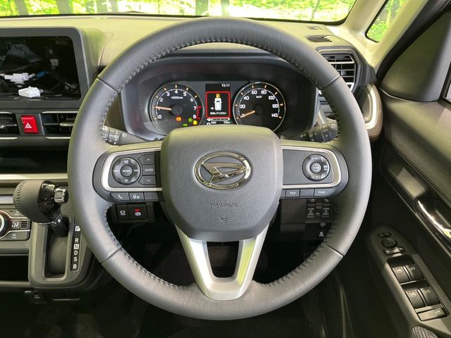 �y�����v�����X�e�A�����O�z�㎿�Ȋv���g�p���邱�ƂŁA��ɂ����������݂ƂĂ��^�]���₷���n���h���ł���