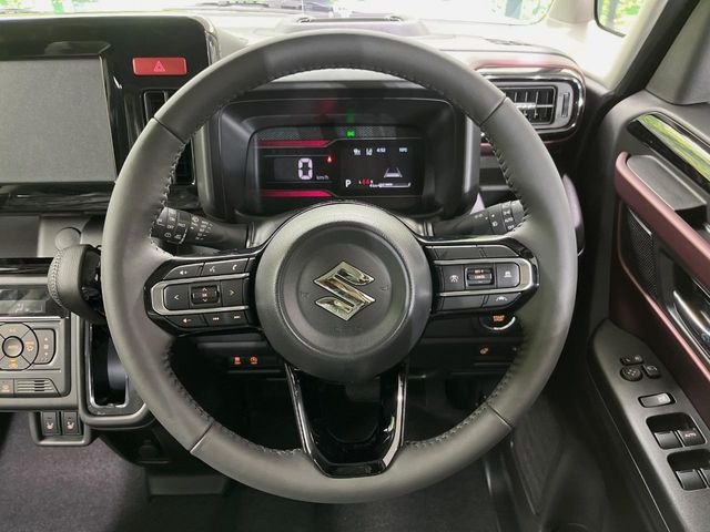 �y�����v�����X�e�A�����O�z�㎿�Ȋv���g�p���邱�ƂŁA��ɂ����������݂ƂĂ��^�]���₷���n���h���ł���