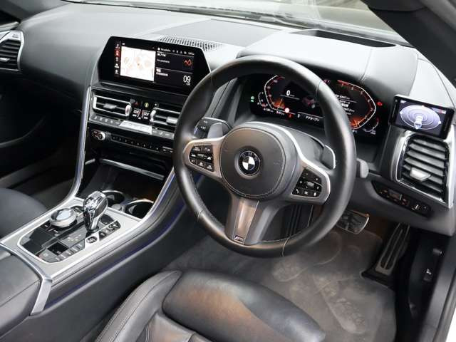 8シリーズグランクーペ840i Mスポーツ