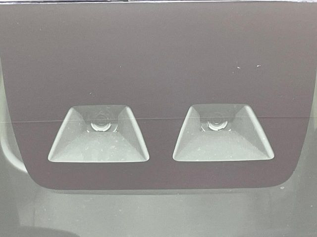 �y�X�}�[�g�A�V�X�g�z���s���ɑO���̎ԗ�����F�����A�Փ˂������Ȏ��͌x��ƃu���[�L�ŏՓˉ���Ɣ�Q�y�����A�V�X�g�B�����S�Ƀh���C�u�����y���݂��������܂��B