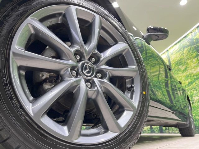 �y����16�C���`�A���~�z�C�[���z�O�ςɃ}�b�`���������A���~�z�C�[���𑕒����Ă���܂��B�e��ЊO�A���~�z�C�[����A�X�^�b�h���X�^�C�����戵�����Ă���܂��B���񂲑��k����������