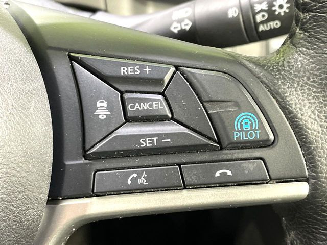 �y�v���p�C���b�g�z�������H�ł̒��������s���y��!!�a�؎��Ə��񑖍s�̃V�[���ŁA�A�N�Z���E�u���[�L�E�X�e�A�����O�������Ő��䂵�A�������^�]�̕��S���y�����Ă���܂���