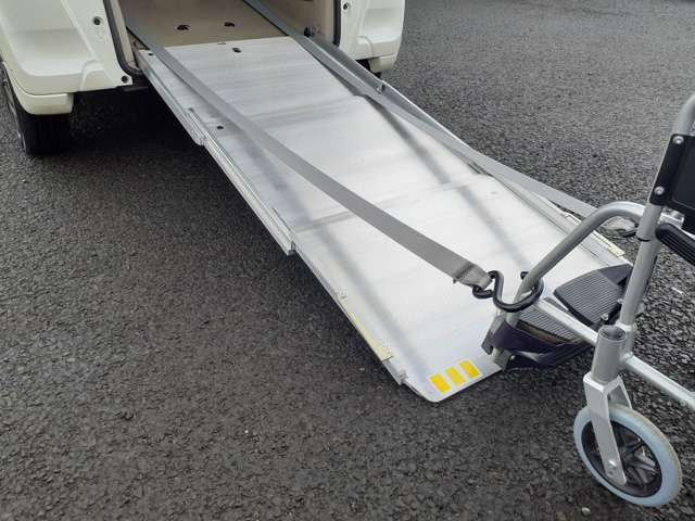 ��g�F�؍H��ɂĔ[�ԓ_�������v���܂�!�Ԍ������͂������A��ʐ����A�i�r�A�h���C�u���R�[�_�[�AETC�A�I�[�f�B�I���t���ȂǍs���Ă���܂��̂ł��C�y�ɂ����k��������!