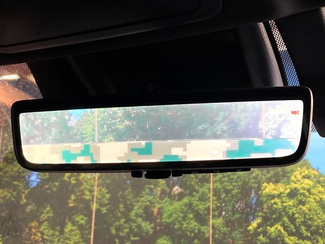 �y�f�W�^���C���i�[�~���[�z��Ȃ̑傫�ȉו��⓯��҂Ō�����m�F���Â炢���ł����S!�J�������B�e�����ԗ�����̉f�������[���~���[���ɕ\���B�N���A�Ȏ��E�ŏ󋵂̊m�F���\�ł�!