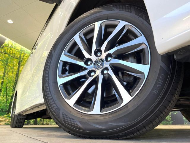 �y����17�C���`�A���~�z�C�[���z�O�ςɃ}�b�`���������A���~�z�C�[���𑕒����Ă���܂��B�e��ЊO�A���~�z�C�[����A�X�^�b�h���X�^�C�����戵�����Ă���܂��B���񂲑��k����������