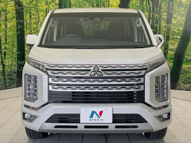 ��D�]�𒸂��Ă���܂��{�f�B�̒e�X�v���b�V���R�[�g���D�]��t���B�ʏ�̃K���X�R�[�g�ƈقȂ�A�ϋv�N��6�N�̖��@���K���X�R�[�e�B���O���A�{�f�B���L���C�ȏ�Ԃɕۂ��Ă���܂��B