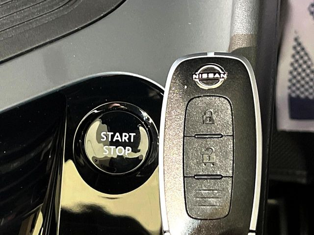 �y�C���e���W�F���g�L�[�z�J�o����|�P�b�g�ɓ��ꂽ�܂܂ł��h�A�̎{���E�������\�ȃX�}�[�g�L�[�𑕔��B�G���W���̃I���E�I�t�����J�M�����o���K�v����������Ƃ��Ă��֗��ł���