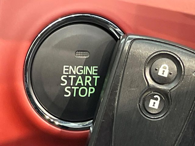 �y�L�[�t���[�V�X�e���z�J�o����|�P�b�g�ɓ��ꂽ�܂܂ł��h�A�̎{���E�������\�ȃX�}�[�g�L�[�𑕔��B�G���W���̃I���E�I�t�����J�M�����o���K�v����������Ƃ��Ă��֗��ł���