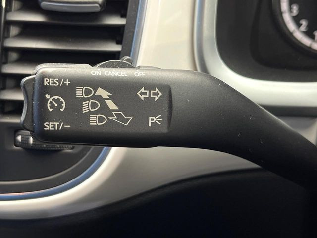 ���I�[�g�N���[�Y�R���g���[��:�������H�⎩���Ԑ�p���H���ɂāA�葬���q���\�ƂȂ�֗��ȋ@�\�ł��B�������ړ��̍ۂł����ɂ����֗��ɂ��g�����������܂���