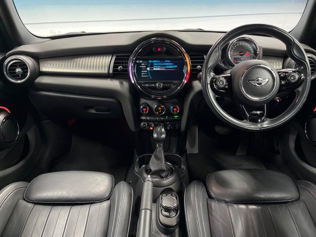 �A���ԃO���[�v���݌ɐ���2,000��!�S���̌n��X���烁�[�J�[�E�Ԏ��킸���Љ�o����̂ŁA���Ȃ��Ƀs�b�^���̂��Ԃ�������͂��ł���܂��͂��₢���킹��������