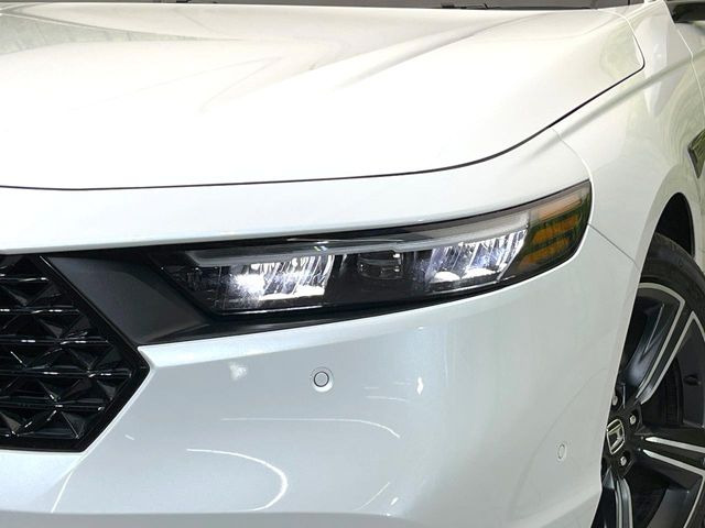 �yLED�w�b�h���C�g�z���V����ԑ��s�����ǍD�Ȏ��E���m�ۂ����S���ĉ^�]�ł��鍂�P�xLED�w�b�h���C�g�𑕔�!�_�����x�������A����d�͂��}�����Ă��܂��B