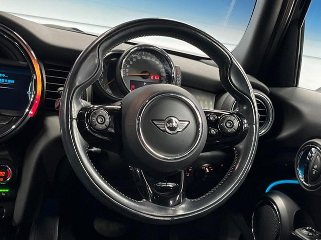 ���n���h�����̃X�������Ȃ��A���ꂢ�ȏ�Ԃ��ێ����Ă���܂��B�e�X�C�b�`���̓�����m�F�ς݂ł��B